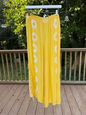 Urban Outfitters Yellow Daisy Print Wide Leg Palazzo Pants